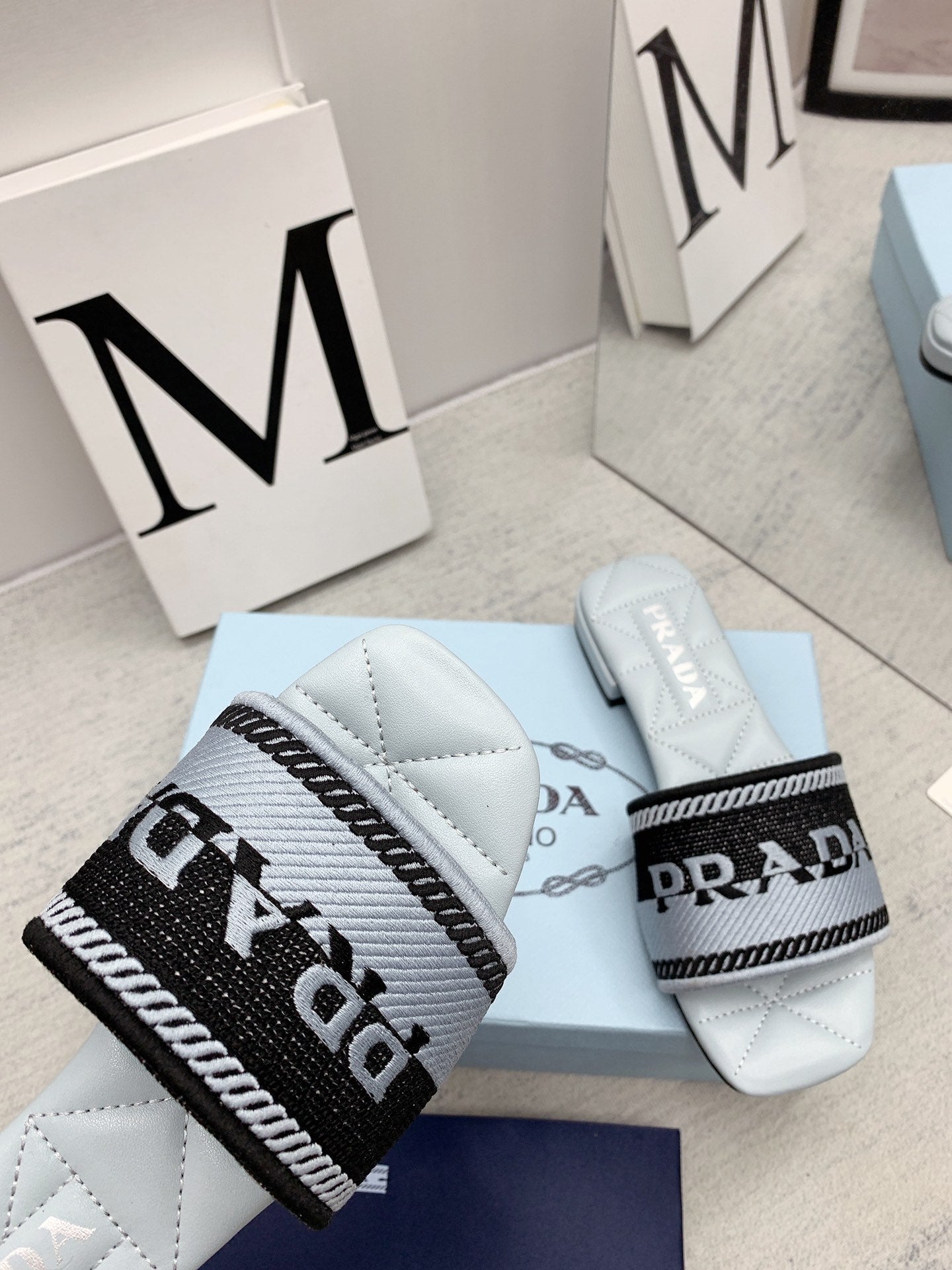 Prada 2026 Slippers Embroidery Sheepskin 731063