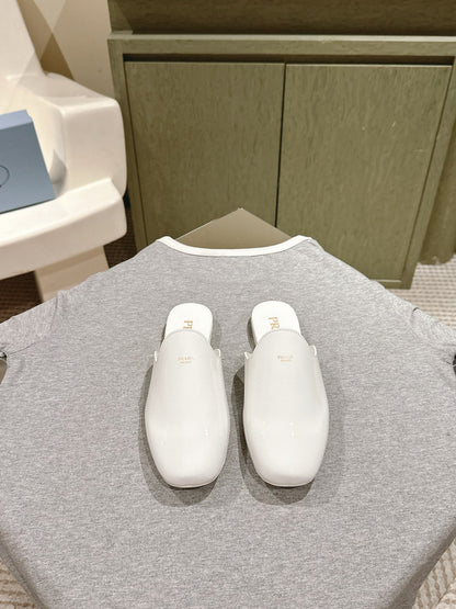 PRA 2026S Flats Mule White Patent Leather 657683