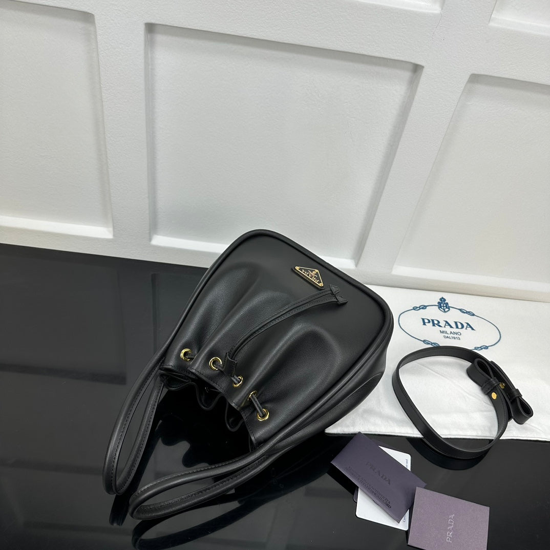 Prada 2026 Darling Bucket Bag 22cm Calfskin