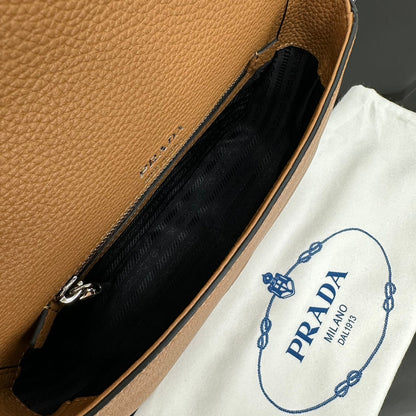 Prada 2026 Shoulder Bag 23cm Calfskin