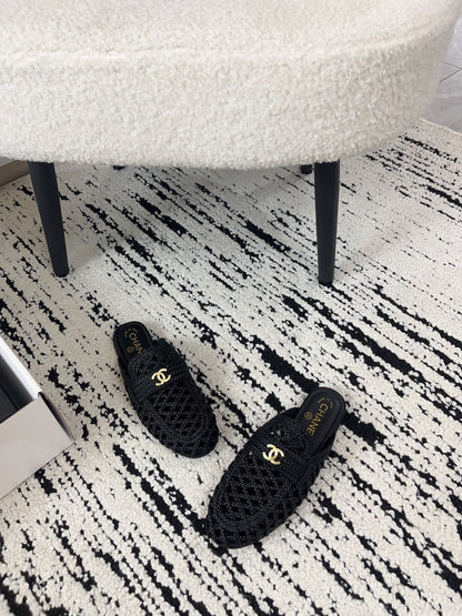 Chanel 2026 Crochet Mules Gold CC Logo Accent Sheepskin 778468