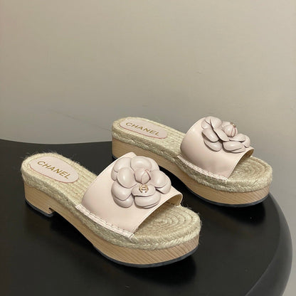CC 26s Camellia Slippers Beige Rope Smooth Leather 649400