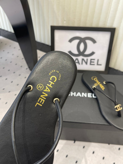 Chanel 2026 Thong Sandal Black Sheepskin 720044