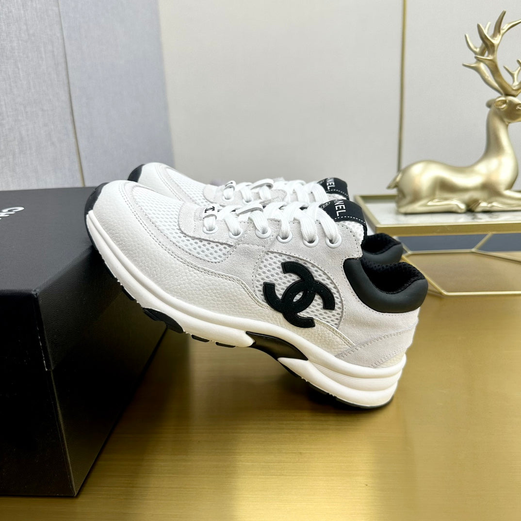 CC 2026 Casual Sneakers White Suede Cowhide 668068