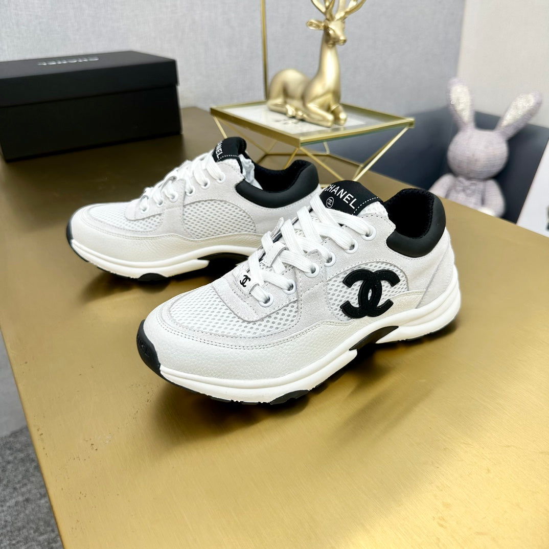 CC 2026 Casual Sneakers White Suede Cowhide 668068