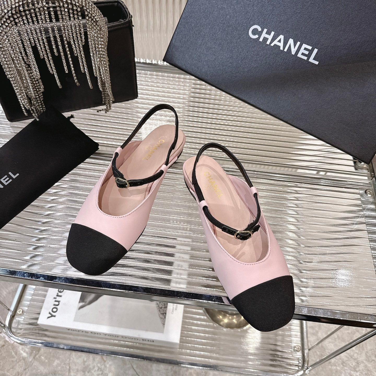 CC 2026 Retro Sandals Light Pink Black Sheepskin 668078