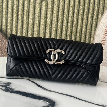 Chanel 2026 Clutch 30cm Black Lambskin